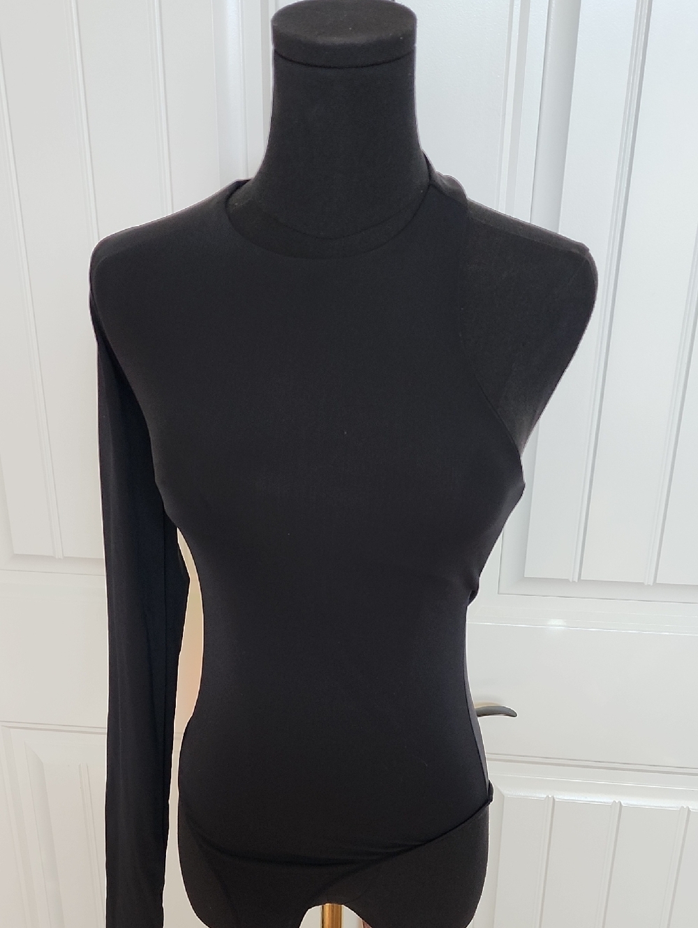 Black One-Shoulder Long Sleeve Top - Zara